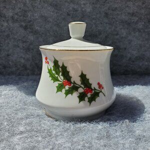 VTG Christmas Holly Sugar Bowl with Lid Gold Trim Porcelain Made In Japan 1950s